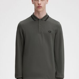 The Fred Perry ShirtM3636 Field Green / Black / Black
