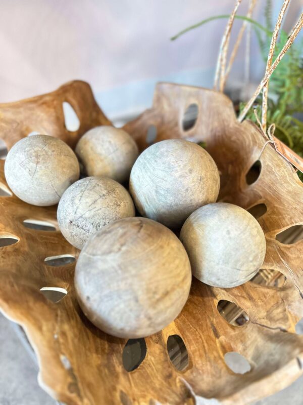 Wooden eyelet bowl - Image 2