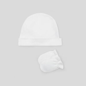 Baby hat and mittens set
