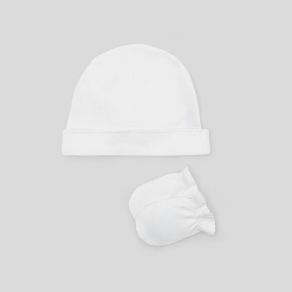 Baby hat and mittens set
