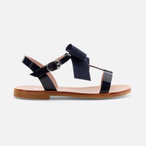 Girl leather sandals