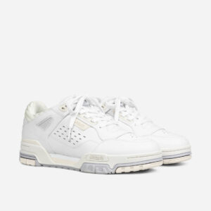 Onyx Sneaker