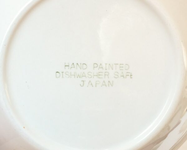 Handpainted Asian Ceramic Bowl - Image 4