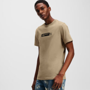 SLIM-FIT T-SHIRT